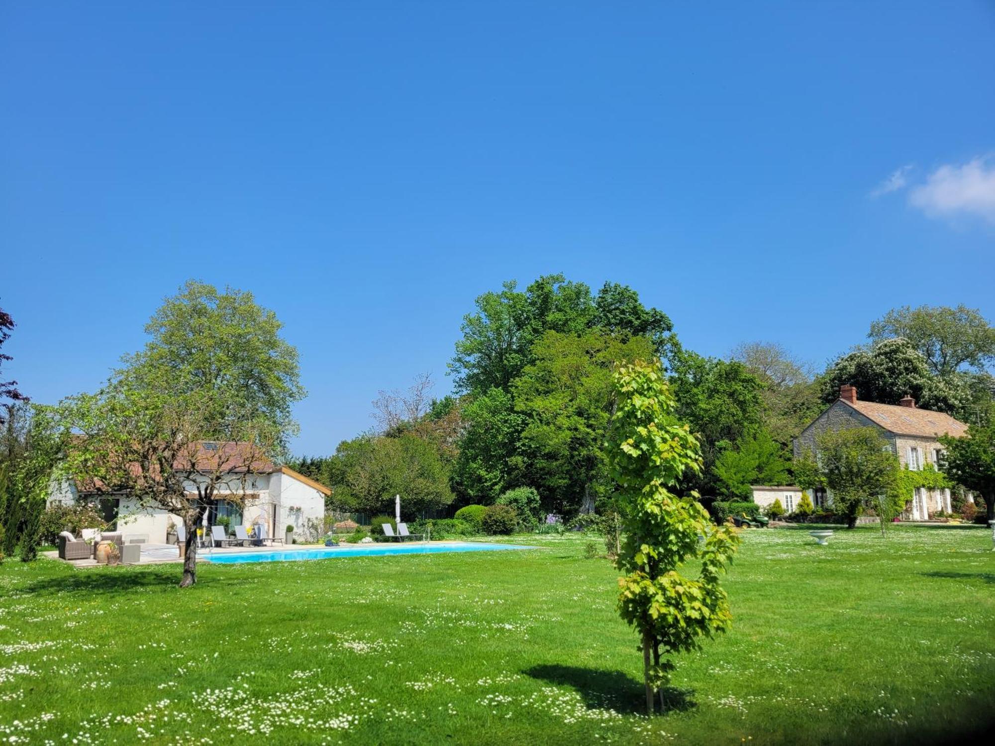 Bed and Breakfast La Plaine De L'Angelus Chailly-en-Biere Exterior foto
